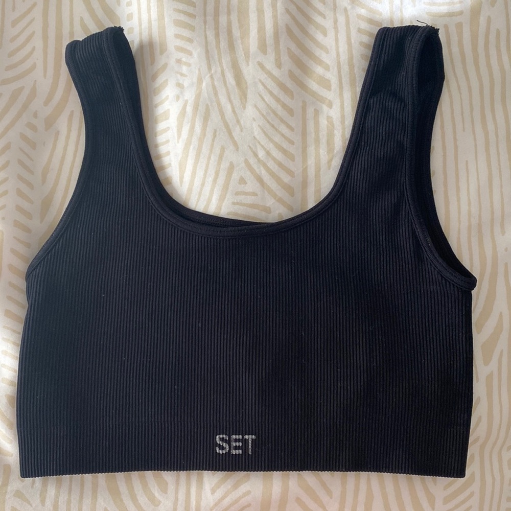 Set Active box cut bra